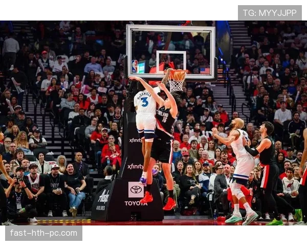 杨瀚森赛后居然穿运动鞋逛奢侈品店，这画风谁看得懂？